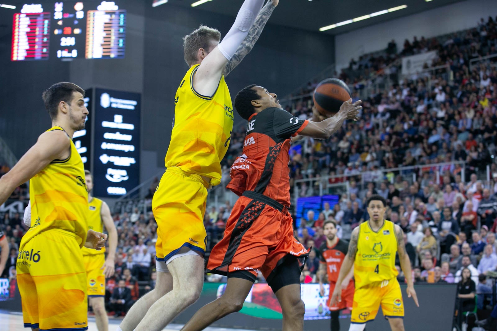 Las imágenes del Covirán Granada - Gran Canaria