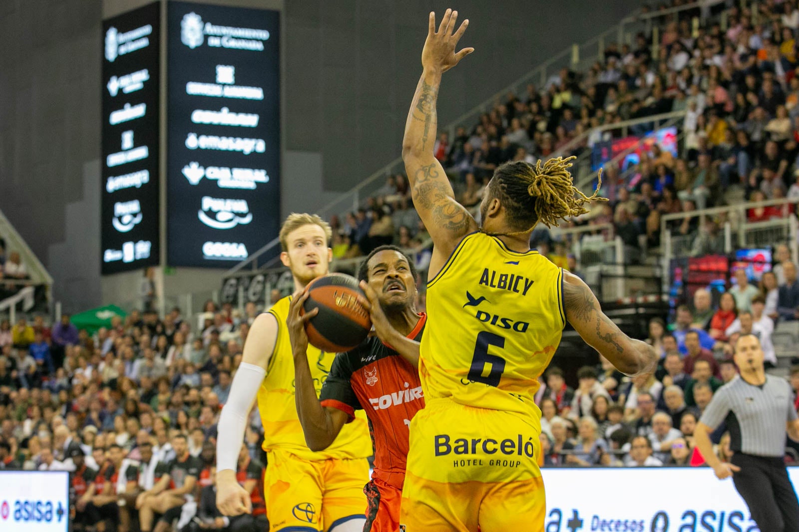 Las imágenes del Covirán Granada - Gran Canaria