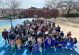 Alumnos del Colegio Francisco Baños en el entrenamiento de este viernes.