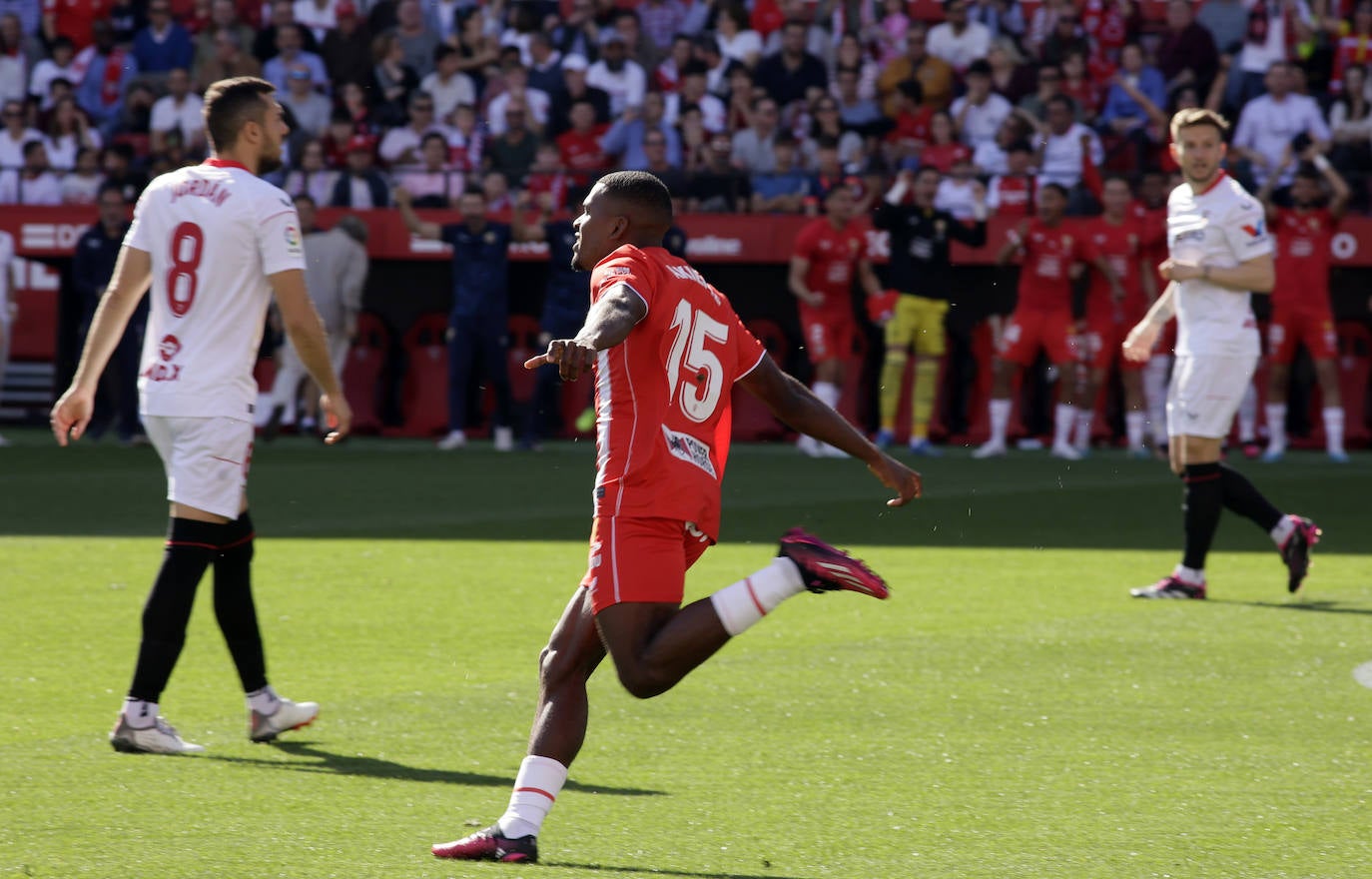 Las imágenes de la derrotas del Almería ante el Sevilla
