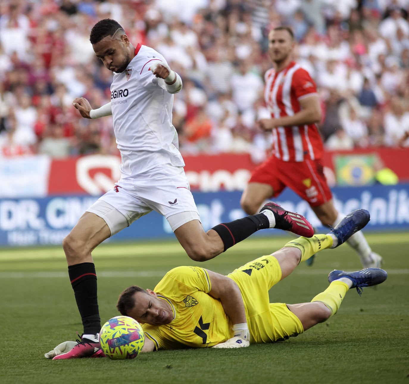 Las imágenes de la derrotas del Almería ante el Sevilla