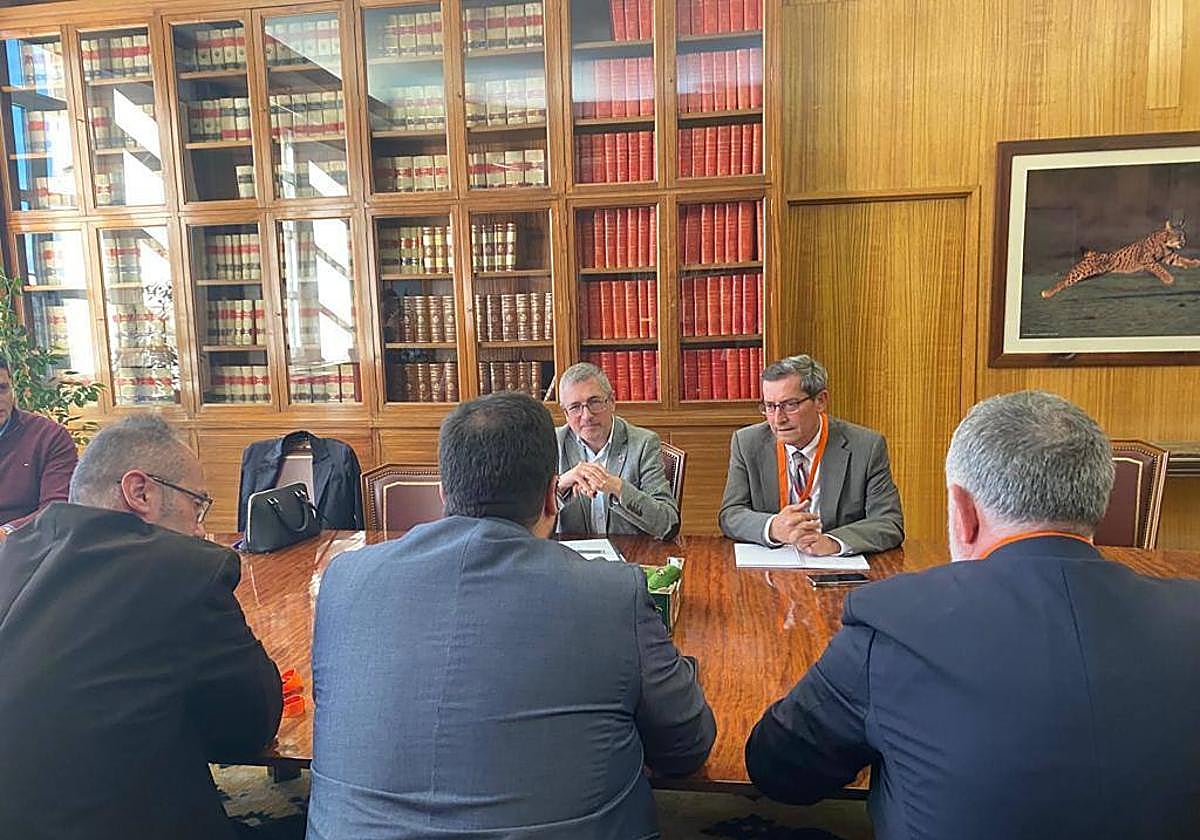 Reunión entre los empresarios y el secretario de Estado, Hugo Morán.