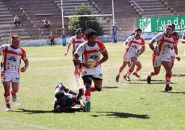 'Correr' y salvar obstáculos, objetivo de Unión Rugby Almería para este mediodía.