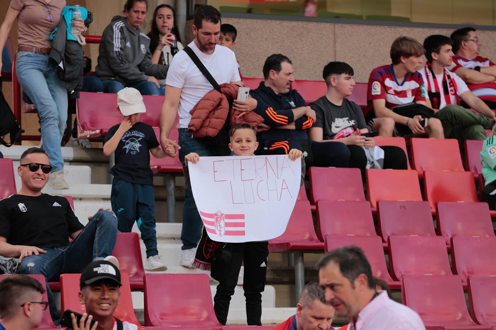 Encuéntrate en Los Cármenes en el Granada-Oviedo