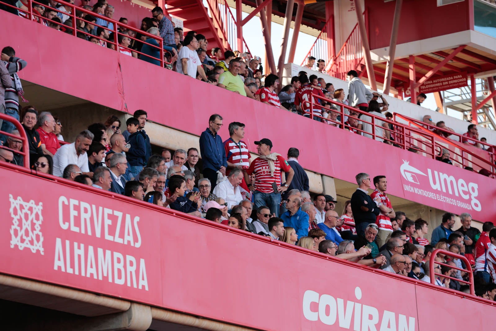 Encuéntrate en Los Cármenes en el Granada-Oviedo