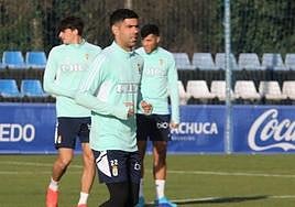 Juanfran Moreno, en un entrenamiento anterior con el Oviedo.
