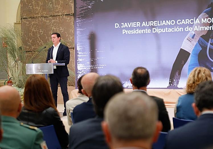 Imagen principal - La Škoda Titan Desert Almería 2023 recorrerá los principales enclaves turísticos