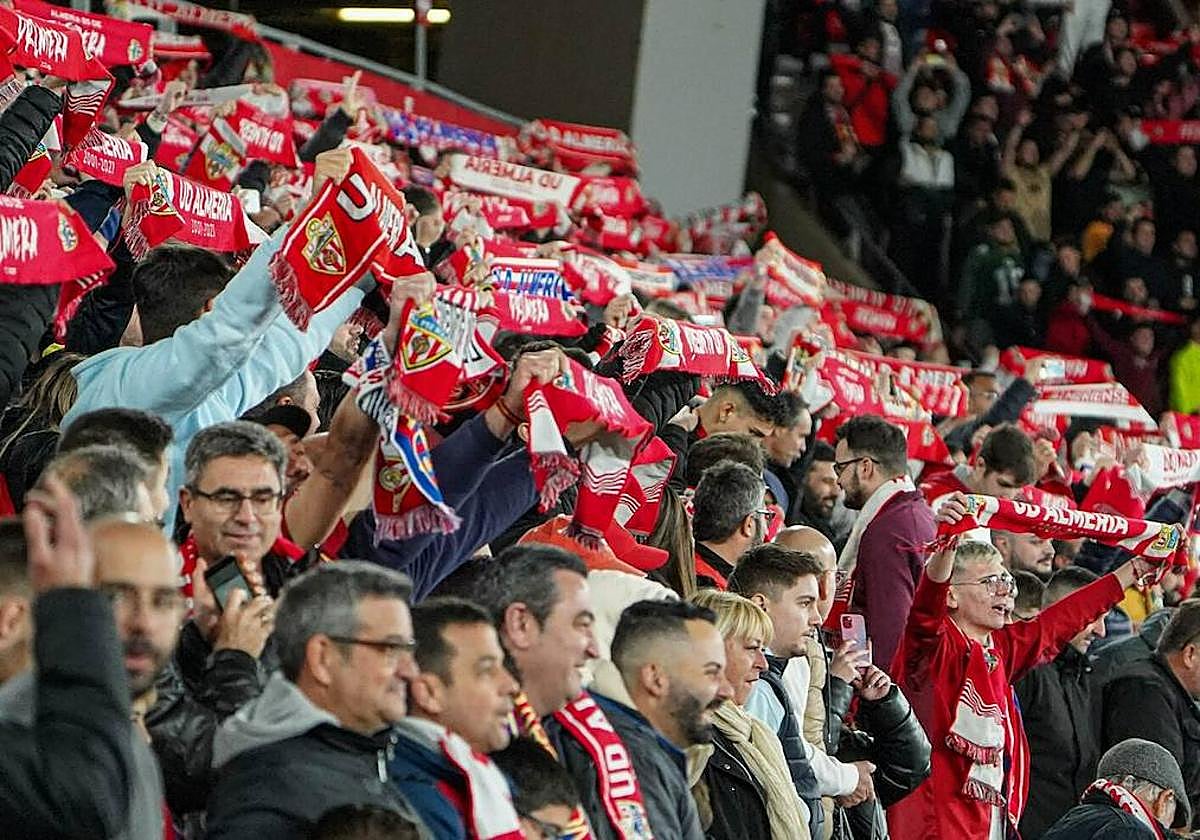 El Almería quiere llenar el Power Horse de almerienses para la visita del Valencia.