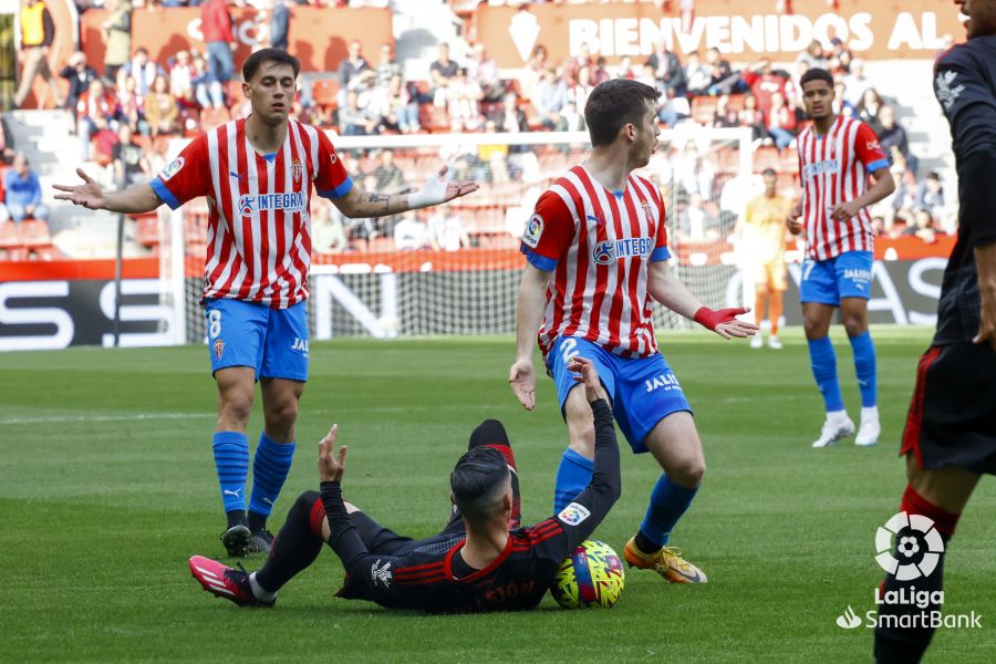 El Granada se queda sin premio tras una segunda parte de empuje