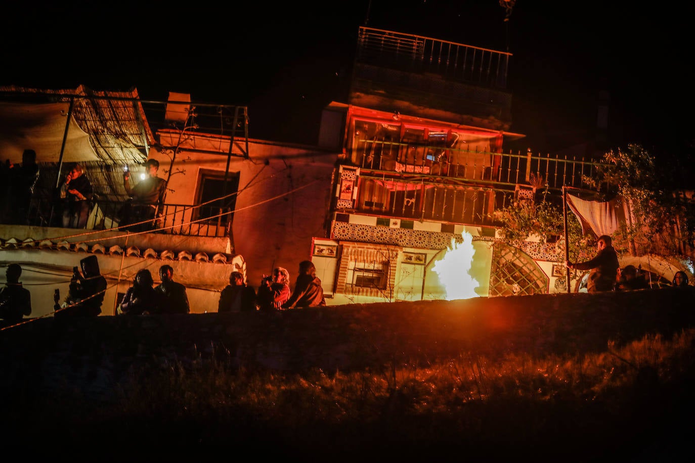 Las imágenes de la madrugada de los Gitanos en el Sacromonte