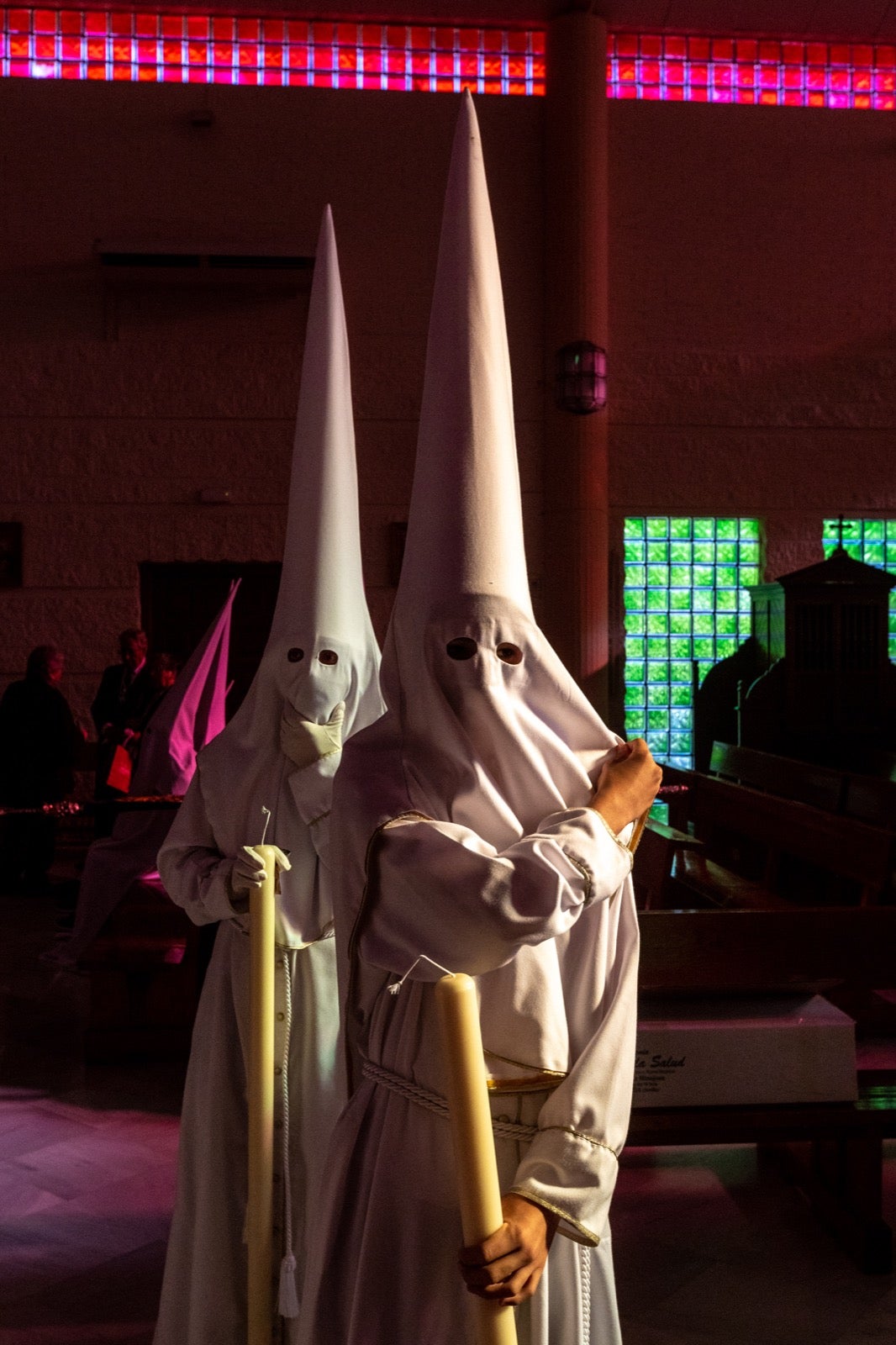 Santa María del Triunfo y la Resurrección procesionaron en el último día cofrade