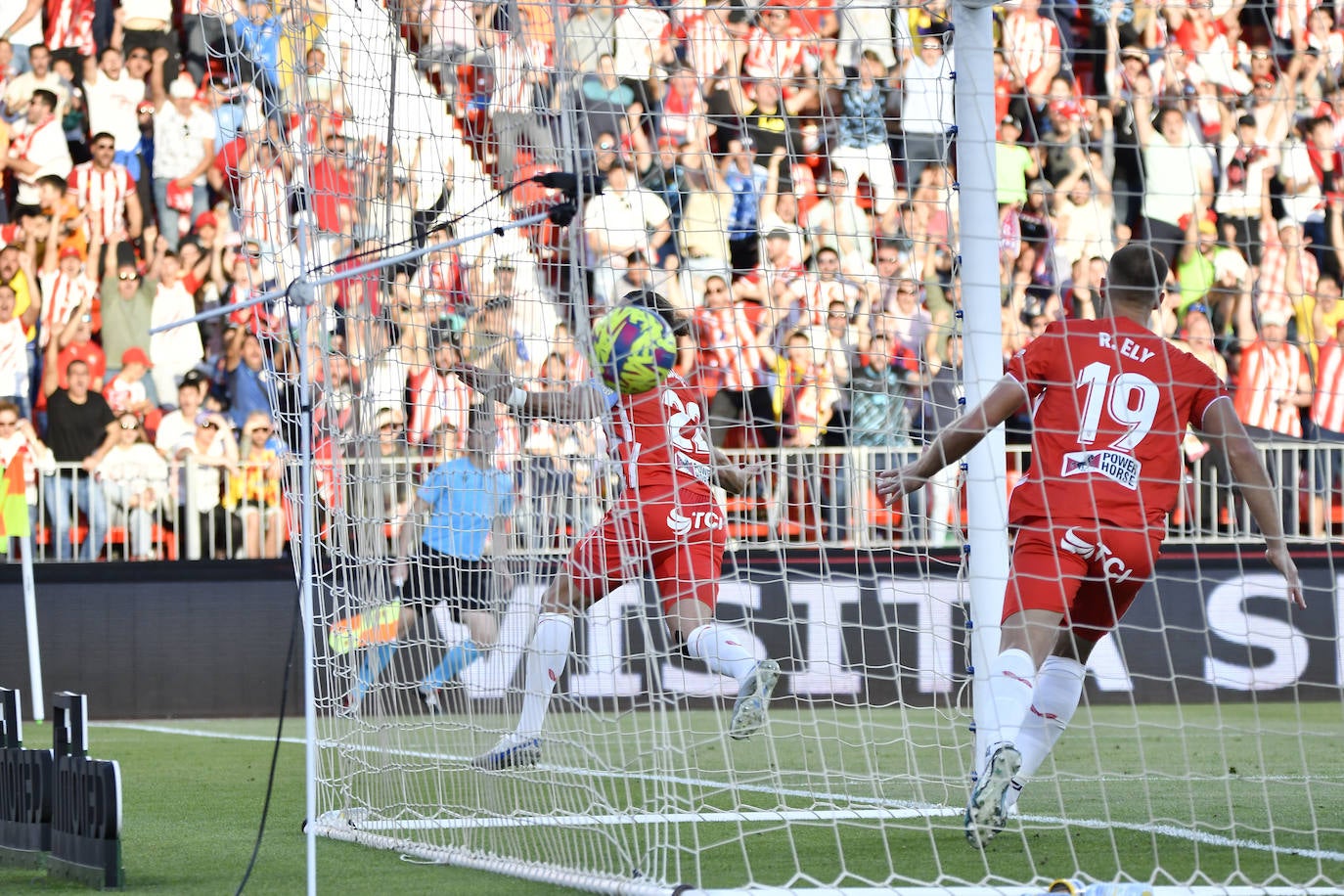 El Almería-Valencia, a pie de campo