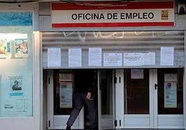 Oferta de trabajo del SEPE en Andalucía: 245 empleos para personas sin estudios.