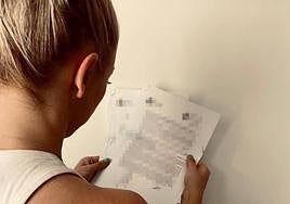 La enfermera sostiene la denuncia presentada contra el marido de una paciente de Urgencias.