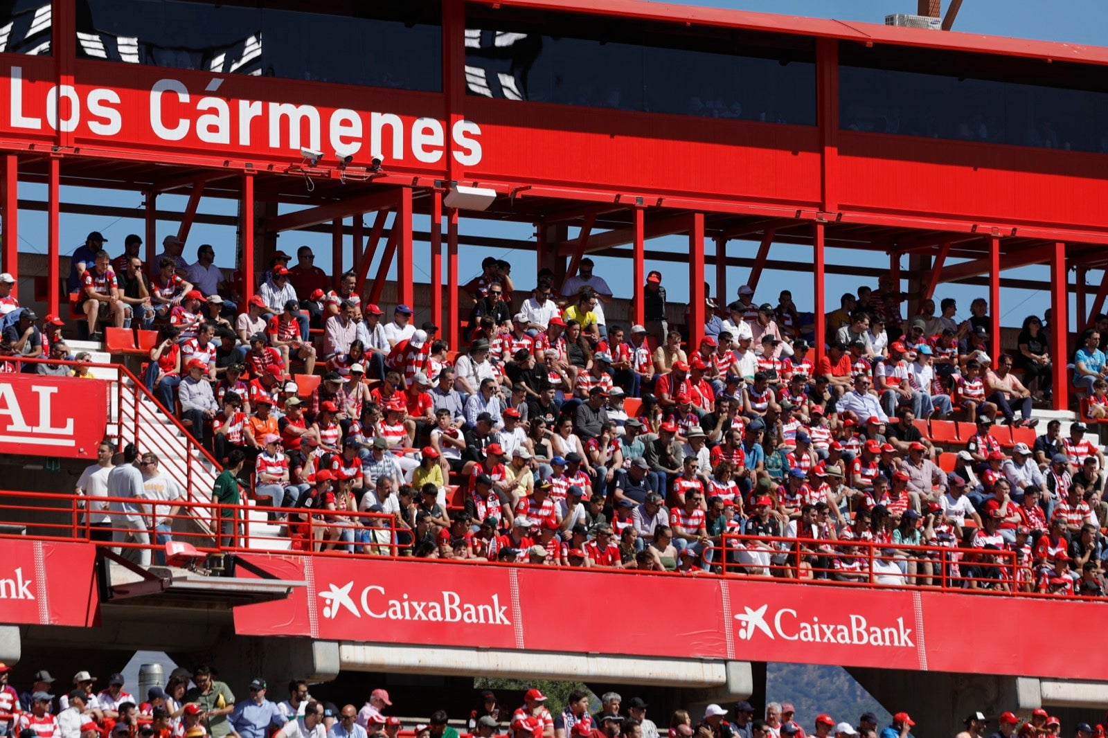 Encuéntrate en Los Cármenes en el Granada-Las Palmas