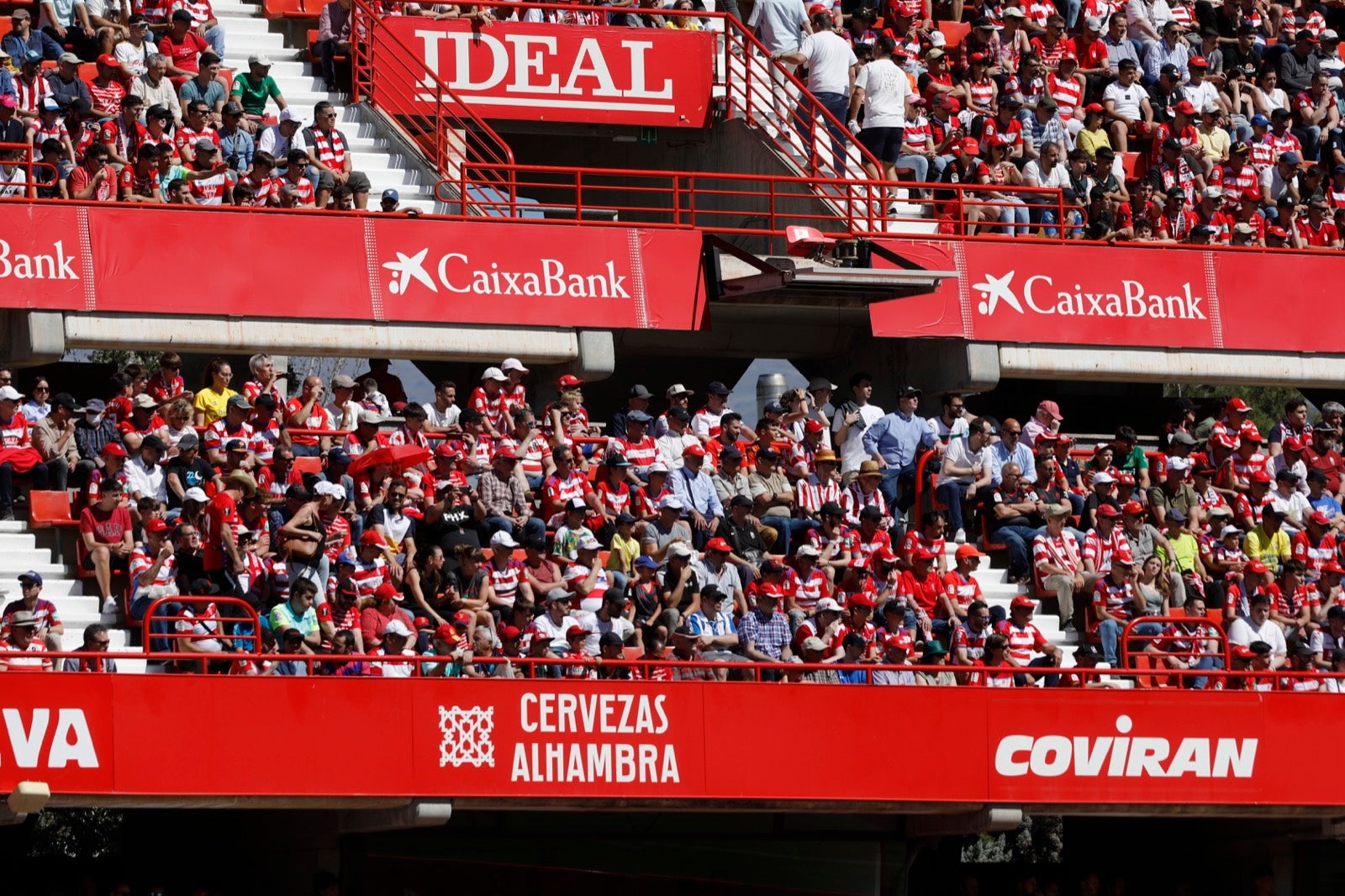 Encuéntrate en Los Cármenes en el Granada-Las Palmas
