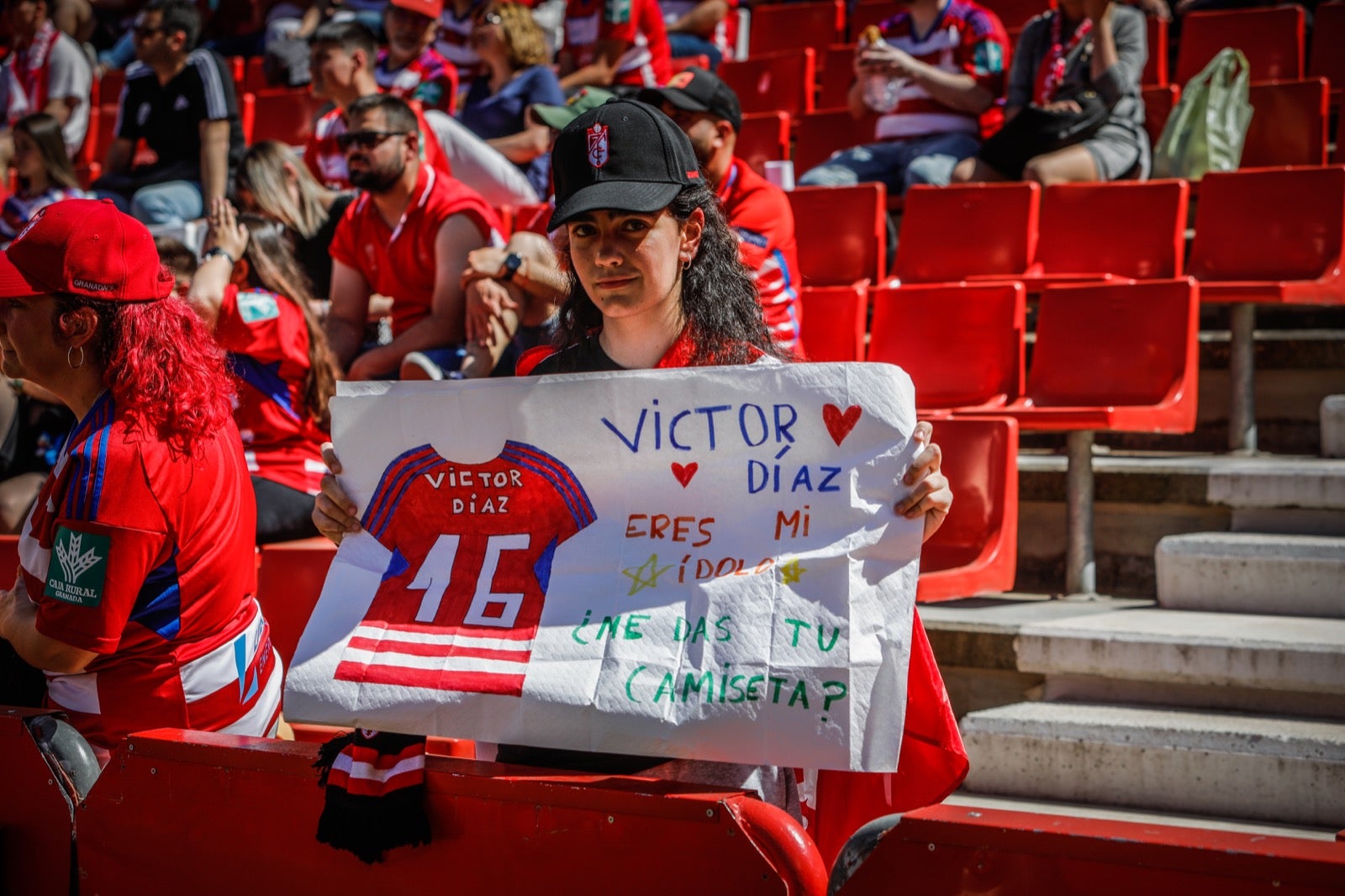 El triunfo del Granada ante Las Palmas, a ras de césped