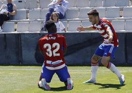 Samu (izquierda) marcó dos goles decisivos en la segunda parte.