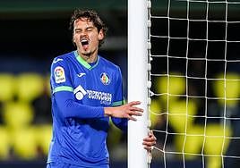 Enes Únal, un peligro en el rocoso Getafe de Quique Sánchez Flores.