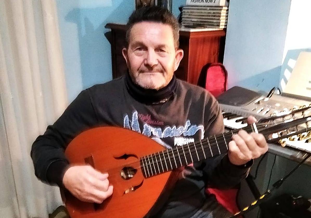 Imagen de archivo de Fernando, vecino de Bérchules muy querido que falleció este lunes.