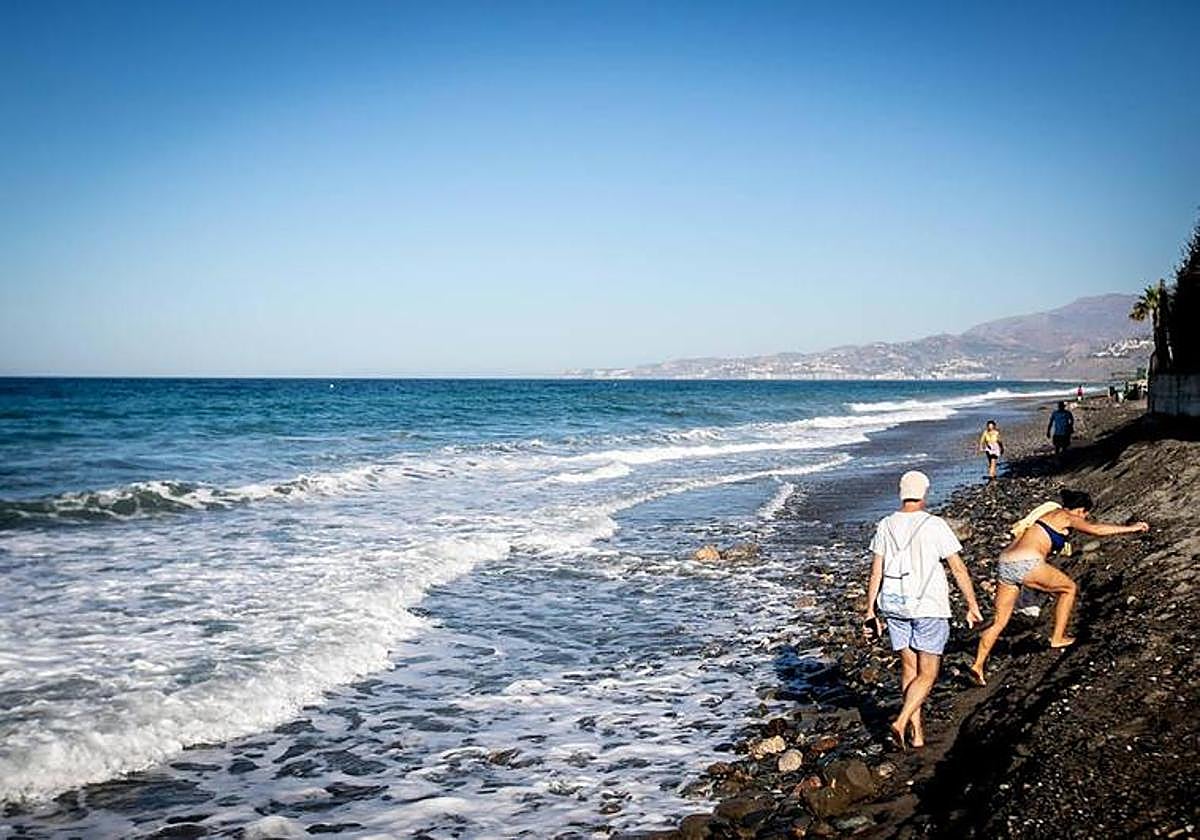 Así lucía la playa este verano tras un temporal.