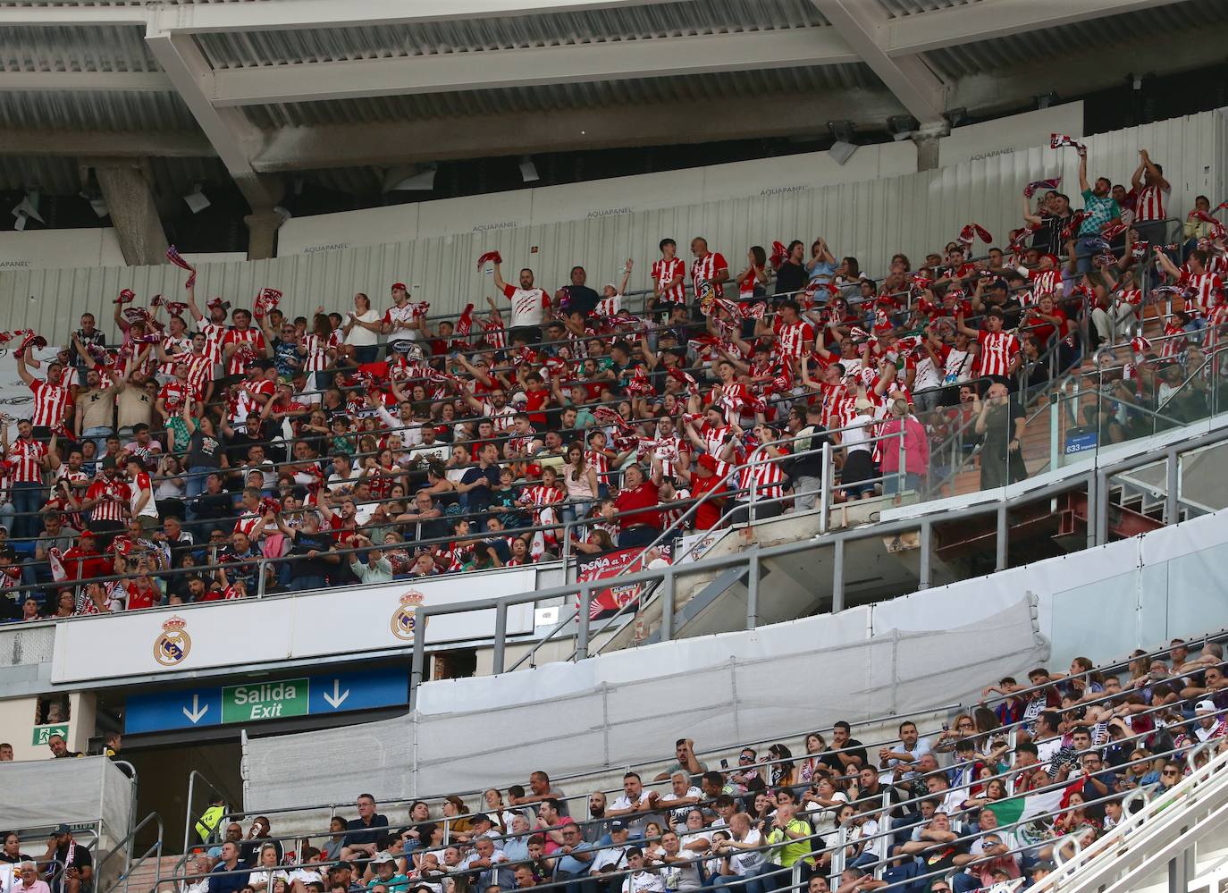 El rojiblanco colorea el Santiago Bernabéu