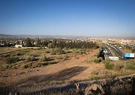 Terrenos en los que el Ayuntamiento y las federaciones española y andaluza de fútbol han proyectado la ciudad deportiva.