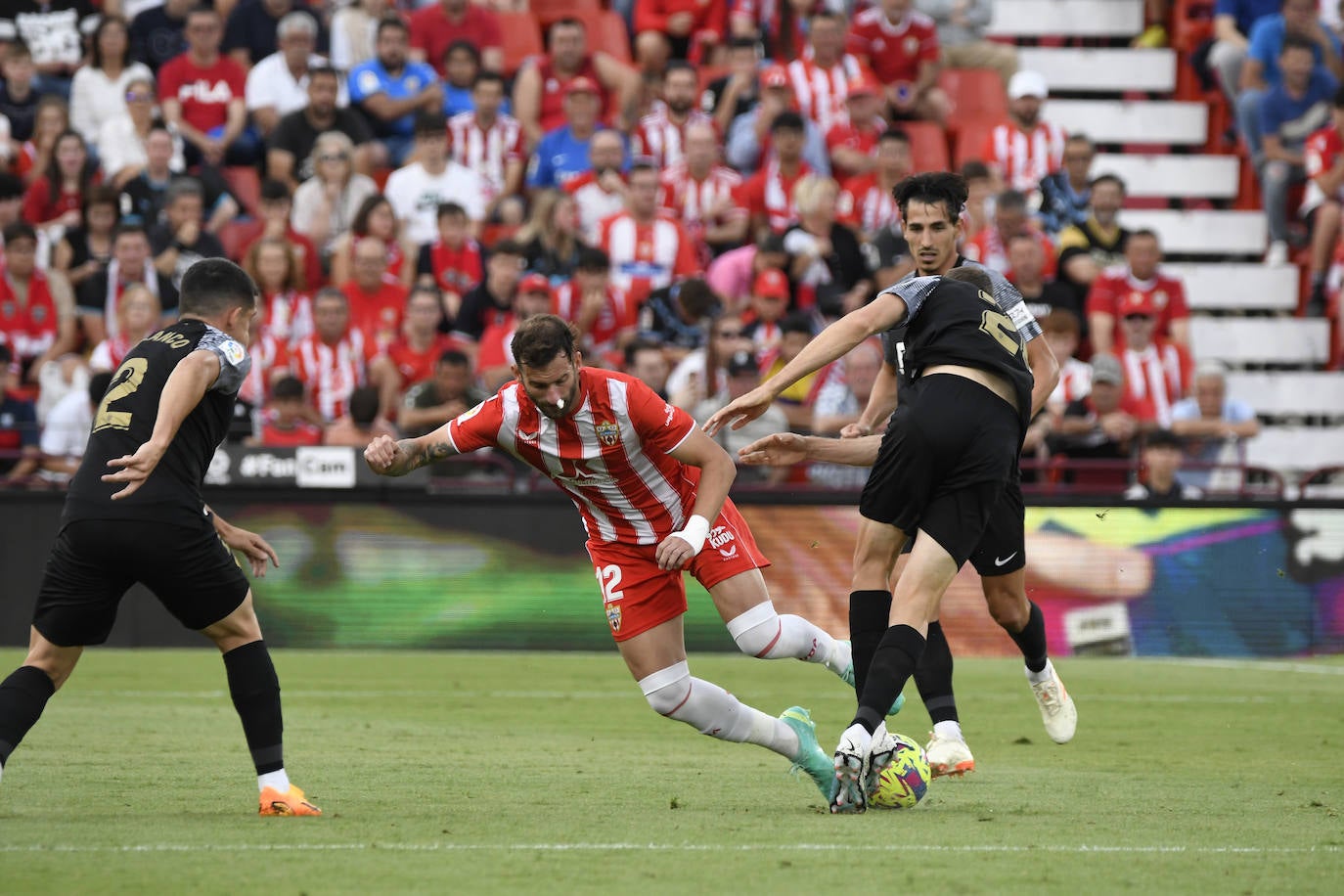 Las imágenes de la victoria del Almería ante el Elche