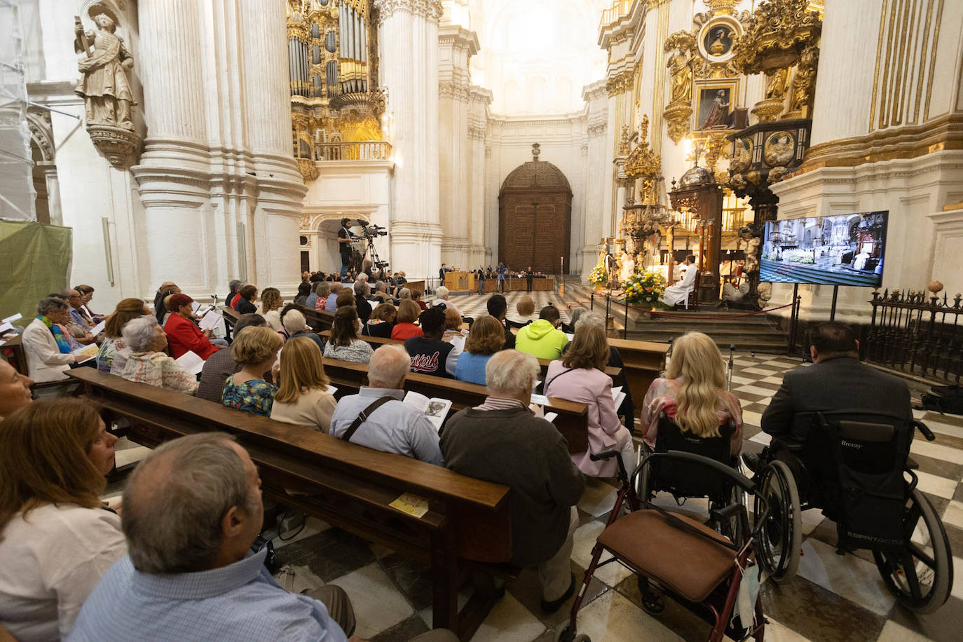 Las mejores imágenes de la beatificación de Conchita Barrecheguren en Granada