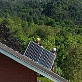 Todas las ayudas disponibles para instalar placas solares en Granada