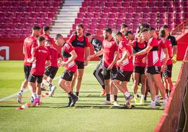 Último entrenamiento del equipo en Los Cármenes.