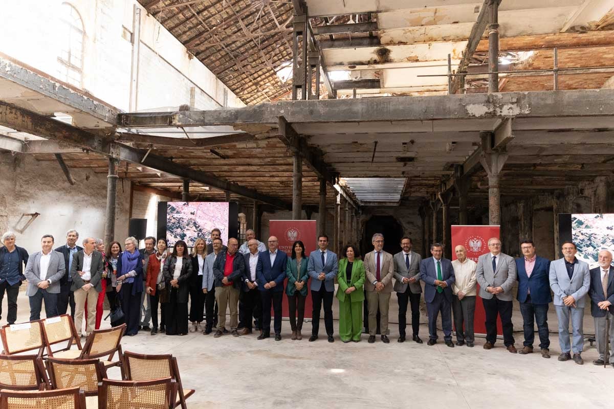 Dentro de la Azucarera