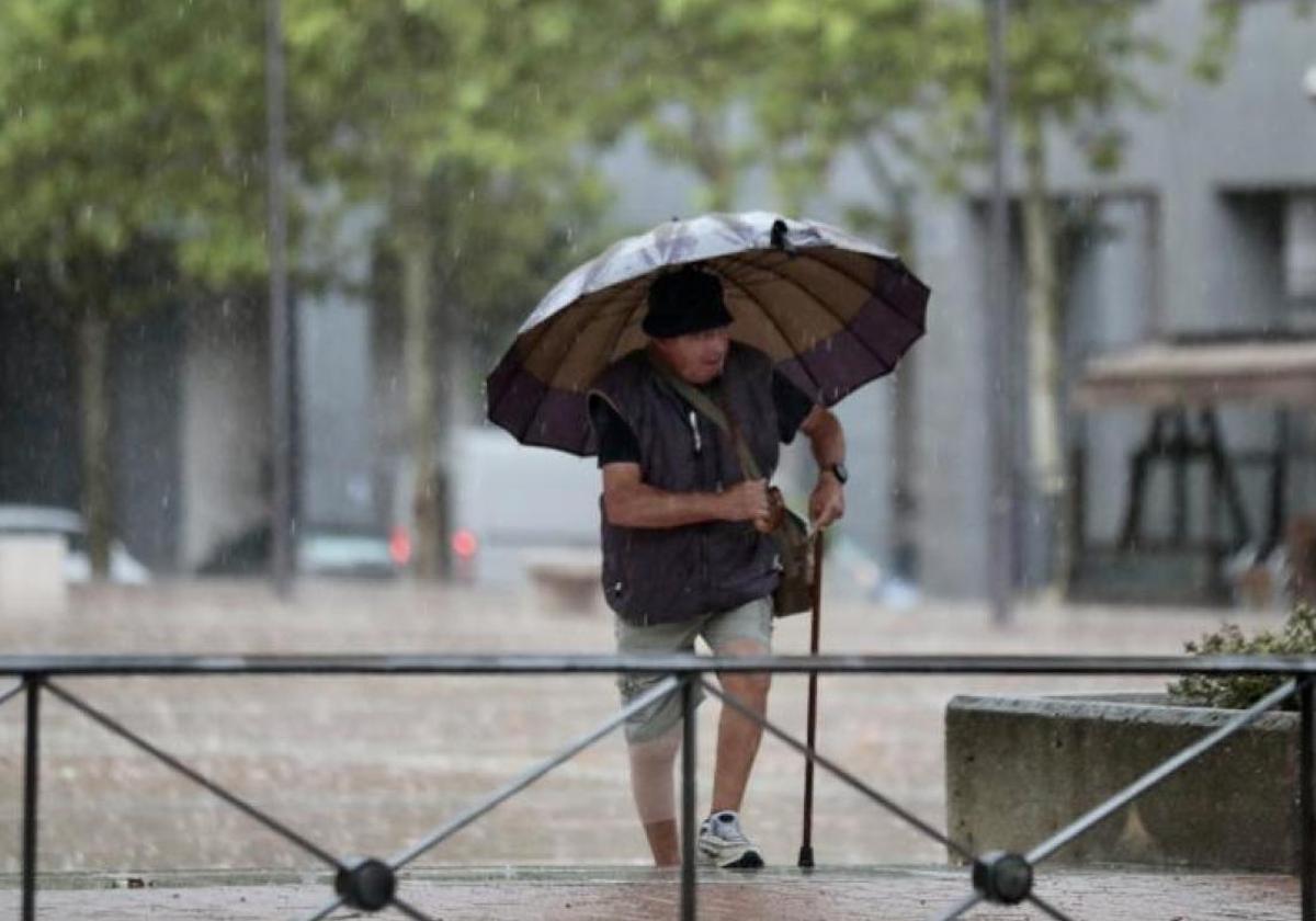 La DANA podría dejar inundaciones y granizo en Andalucía este fin de semana.