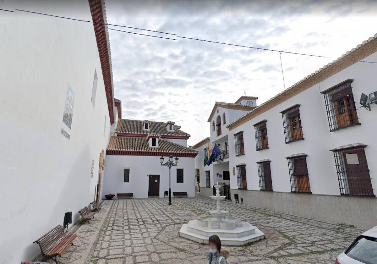 Fachada del Ayuntamiento de La Zubia.