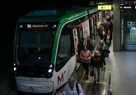 Estación subterránea del metro de Granada.