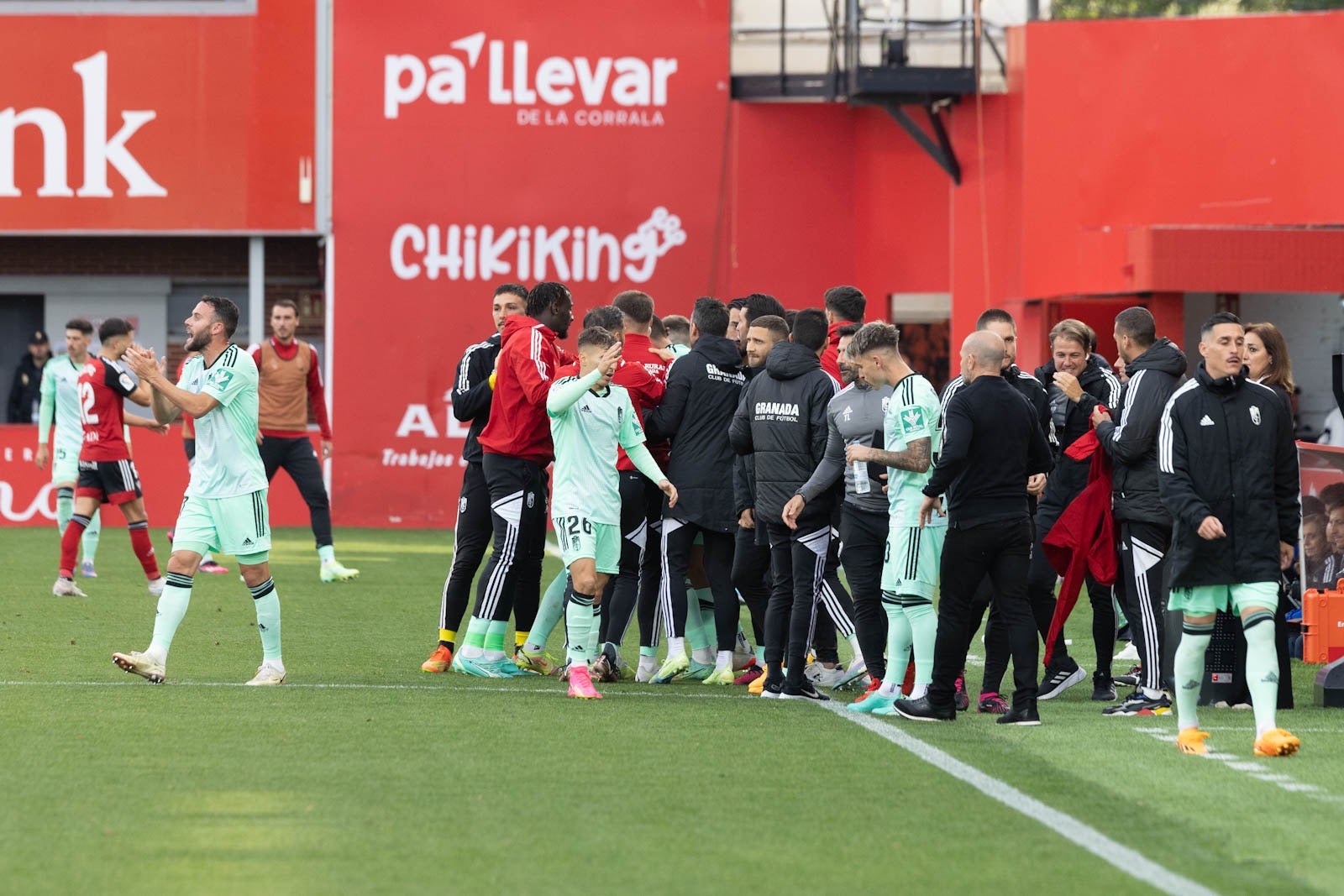 El partido entre Granada y Mirandés a pie de campo