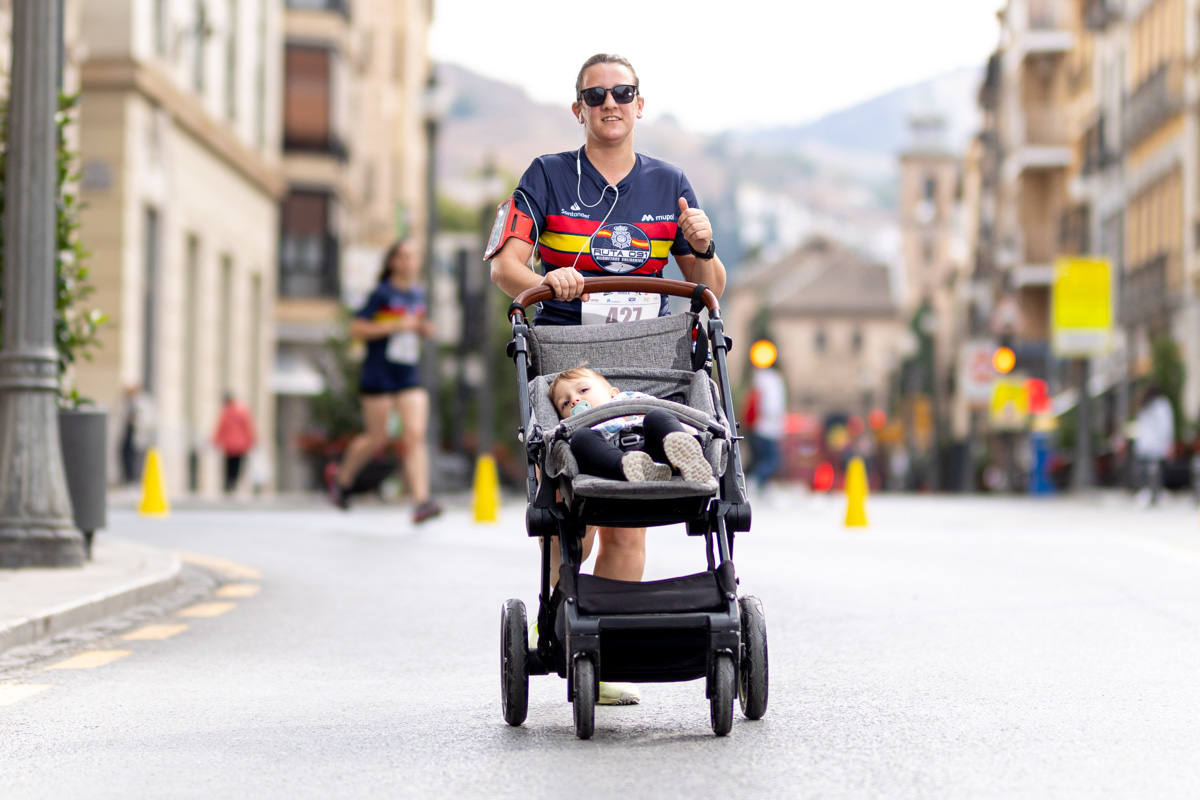 Encuéntrate en la carrera solidaria Ruta 091 de la Policía en Granada