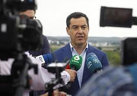 El presidente de la Junta de Andalucía y del PP-A, Juanma Moreno, este lunes en Córdoba.