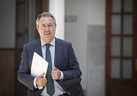 Juan Espadas, secretario general del PSOA-A