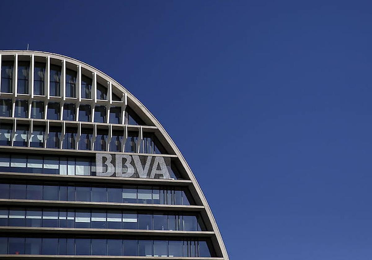 Cambio en la aplicación de BBVA que afecta a algunos clientes por su edad.