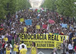 Manifestación por una 'Democracia real ya' en el 15 de mayor de 2011 en Granada.