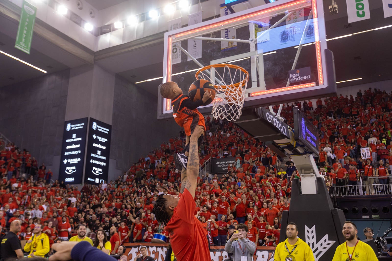 Las mejores imágenes de la fiesta en el Palacio de los Deportes
