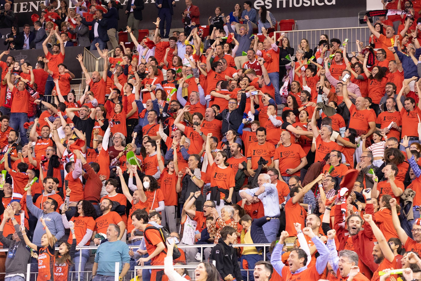 Las mejores imágenes de la fiesta en el Palacio de los Deportes