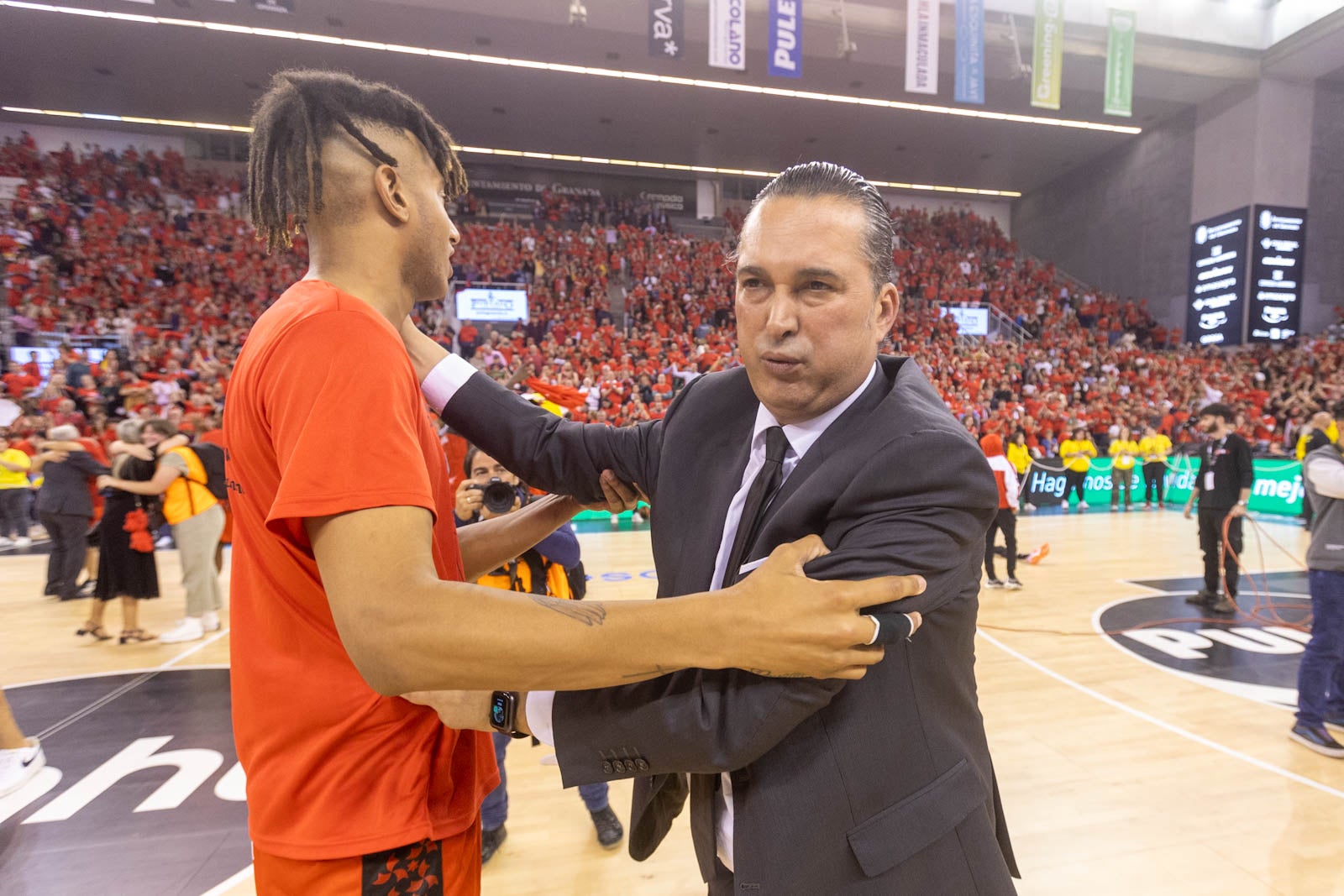 Las mejores imágenes de la fiesta en el Palacio de los Deportes