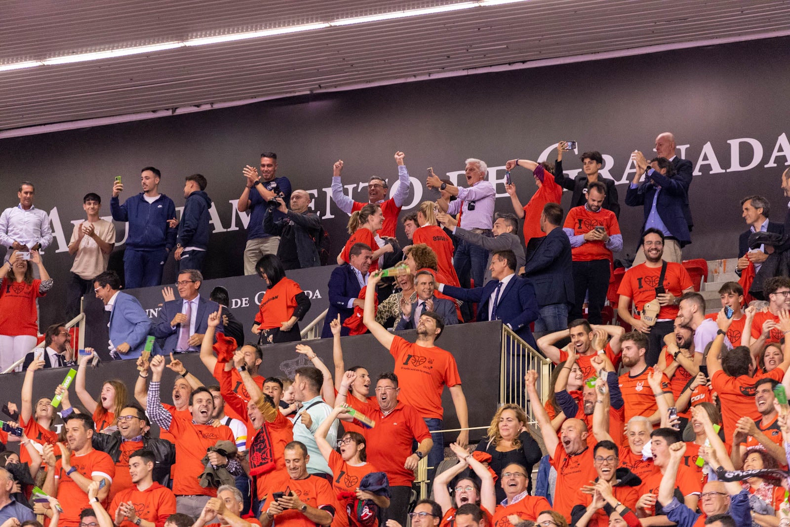 Las mejores imágenes de la fiesta en el Palacio de los Deportes