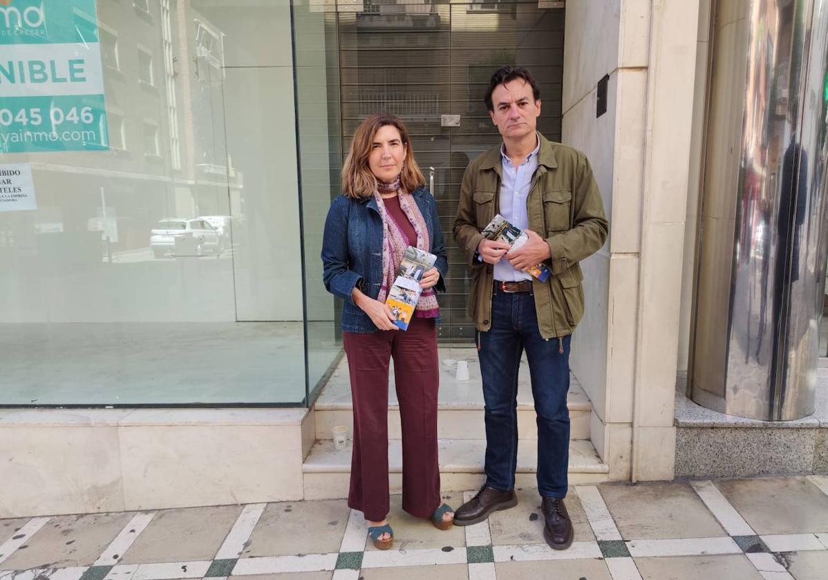 Rocío Blanco y Agustín González en el centro de la capital.