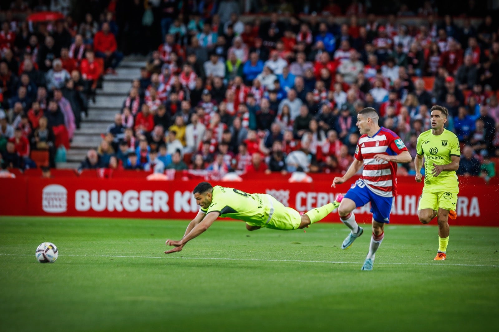 Las imágenes del Granada-Leganés a pie de campo