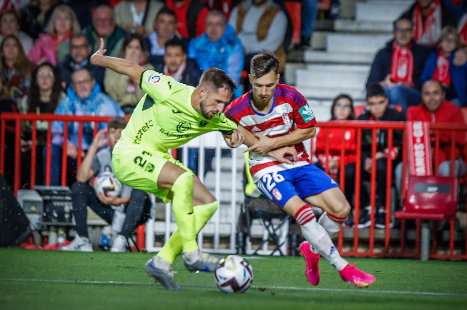 Las imágenes del Granada-Leganés a pie de campo