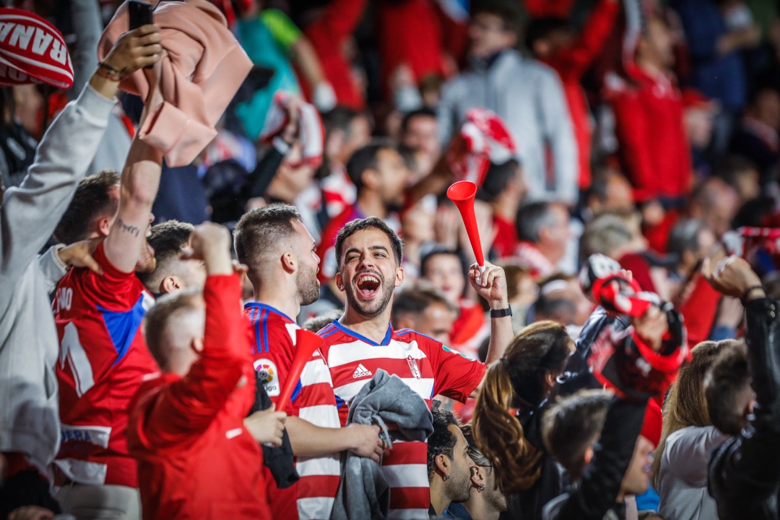 Las imágenes del Granada-Leganés a pie de campo