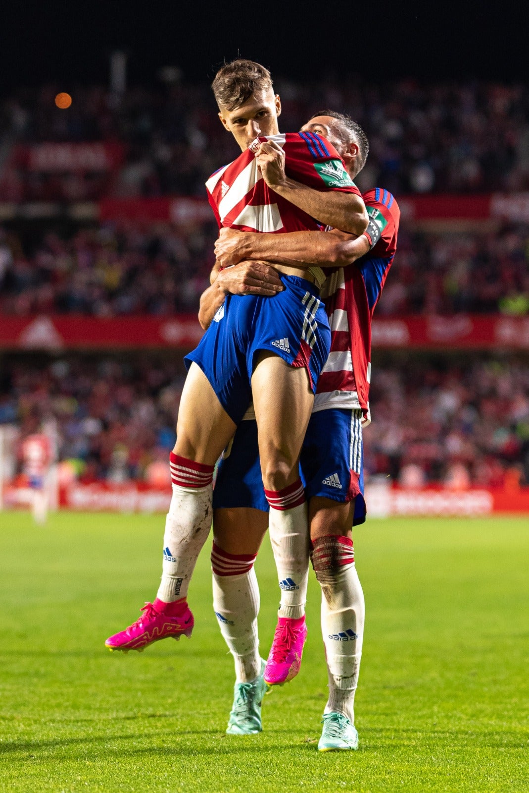 Las imágenes del Granada-Leganés a pie de campo